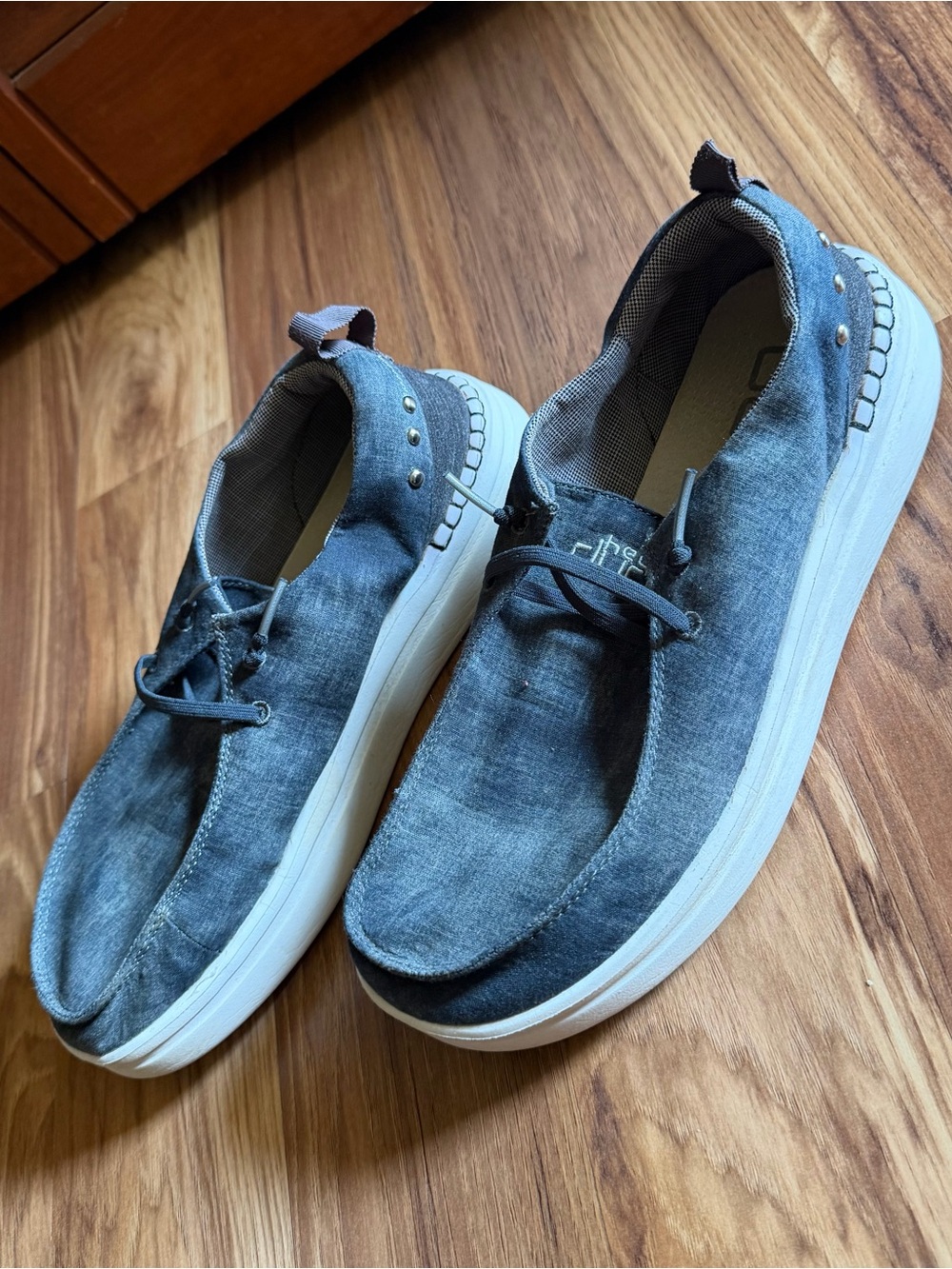 Hey Dude Shoes - Picture 2 of 5